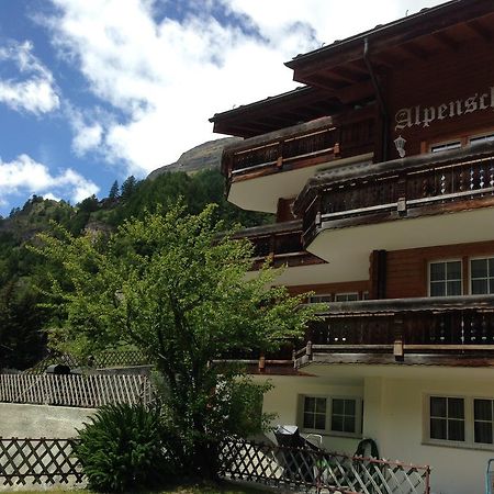 Haus Alpenschloss Zermatt Pokój zdjęcie